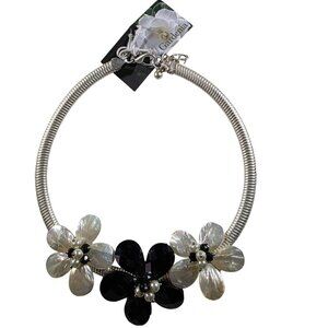 Gardenia Pearl & Black Flower Necklace Adjustable Closure floral statement MOP